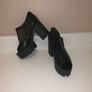Mesh Chunky Platform heels